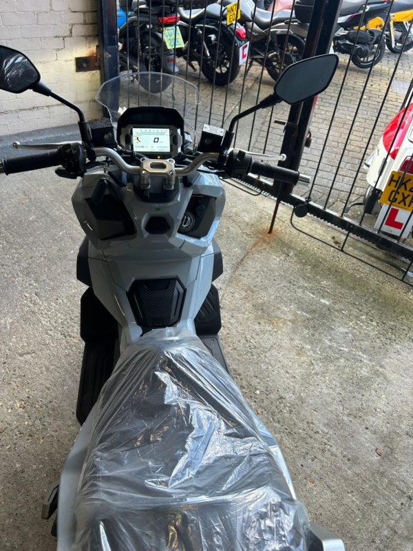 Sym ADX 125cc - Image 3